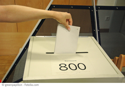 Dieses Bild zeigt eine Wahlurne.